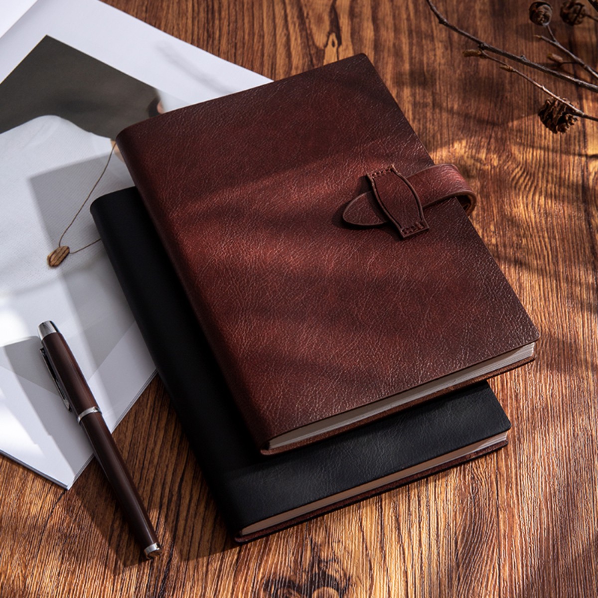 Vintage Leather Journal Notebook - 2026 New Crafted from premium leather,